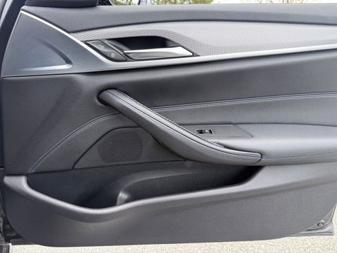 Used 2019 BMW 540i w/ M Sport Package image 45