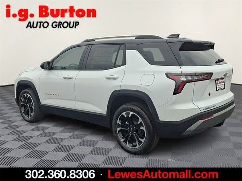 New 2026 Chevrolet Equinox LT w/ Convenience Package II image 3