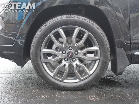 Certified 2024 GMC Terrain Denali w/ Black Diamond Edition image 34