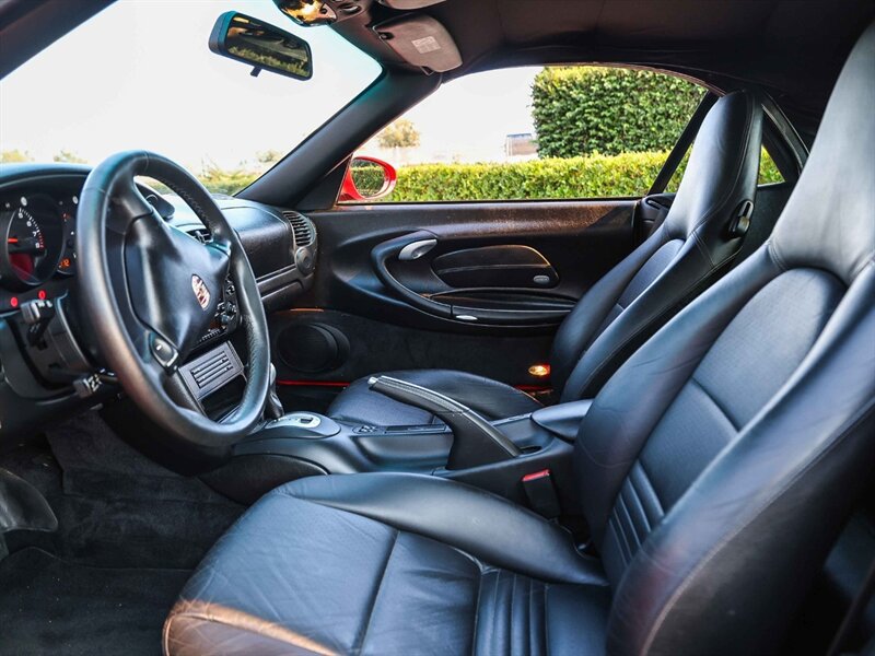Used 2003 Porsche 911 Carrera RWD image 12