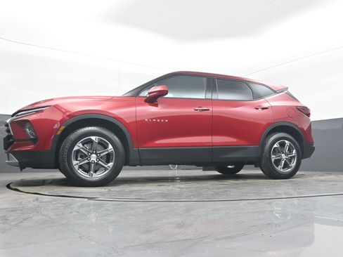 Used 2025 Chevrolet Blazer LT image 27