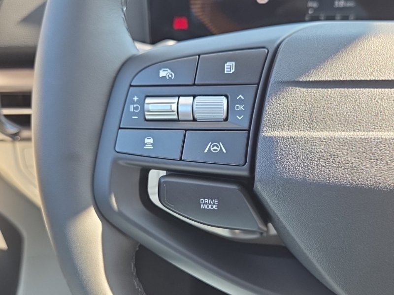 New 2026 Kia Sportage EX FWD image 30