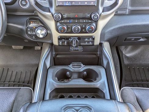 Used 2022 RAM 1500 Laramie AWD/4WD image 19