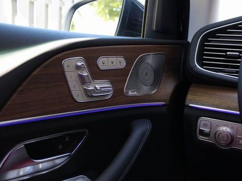 New 2026 Mercedes-Benz GLS 450 4MATIC image 26