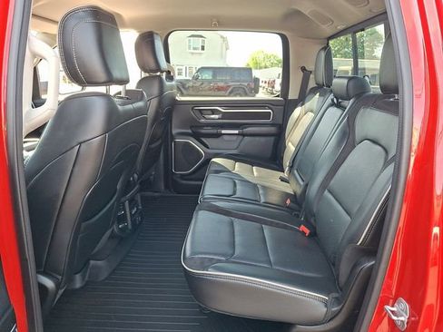 Used 2022 RAM 1500 Laramie AWD/4WD image 10