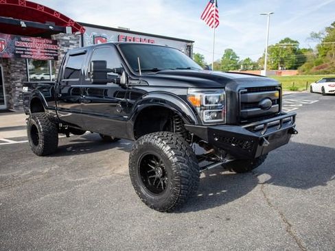 Used 2016 Ford F250 Lariat w/ Lariat Ultimate Package AWD/4WD image 2