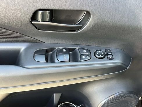 Certified 2025 Nissan Kicks Play S FWD image 27