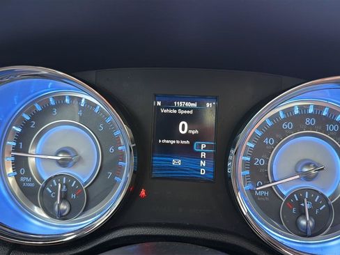 Used 2013 Chrysler 300 C w/ Light Group AWD/4WD image 27