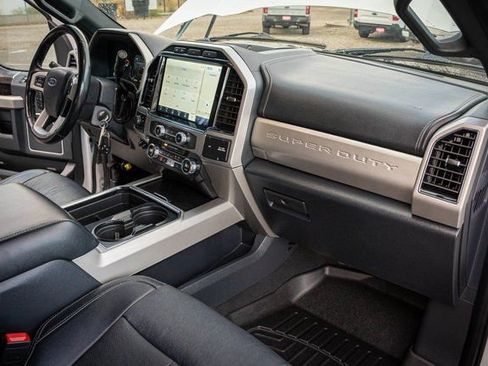 Used 2022 Ford F350 Lariat w/ Lariat Value Package image 35