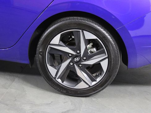 Certified 2023 Hyundai Elantra SEL w/ Convenience Package FWD image 15