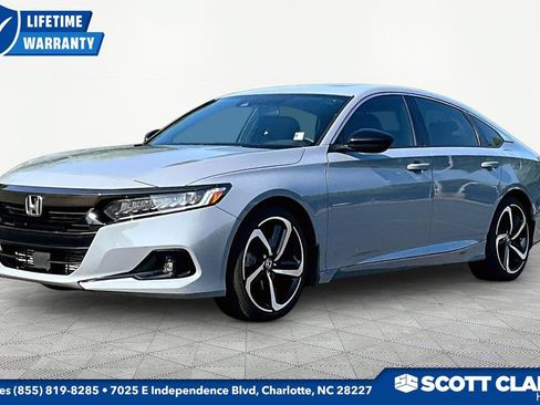Used 2022 Honda Accord Sport image 3