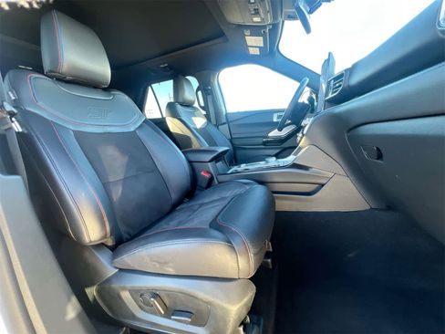 Certified 2024 Ford Explorer ST w/ Equipment Group 401A image 22