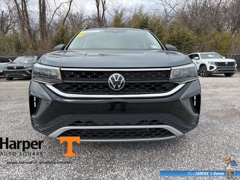 Used 2024 Volkswagen Taos S image 8