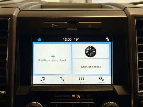 Used 2016 Ford F150 XLT w/ Equipment Group 302A Luxury image 13