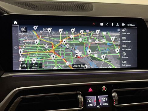 Used 2022 BMW X5 xDrive40i w/ Premium Package AWD/4WD image 32