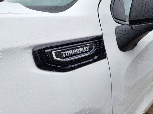 New 2026 GMC Sierra 1500 Elevation image 11