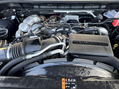 Used 2025 GMC Sierra 2500 Denali Ultimate AWD/4WD image 31