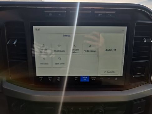 Used 2023 Ford F250 XLT w/ XLT Premium Package AWD/4WD image 28