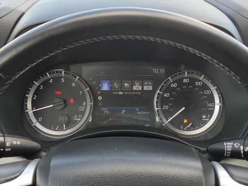 Used 2023 Toyota Highlander LE FWD image 22