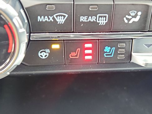 New 2025 Ford F150 Lariat w/ Equipment Group 502A High image 16