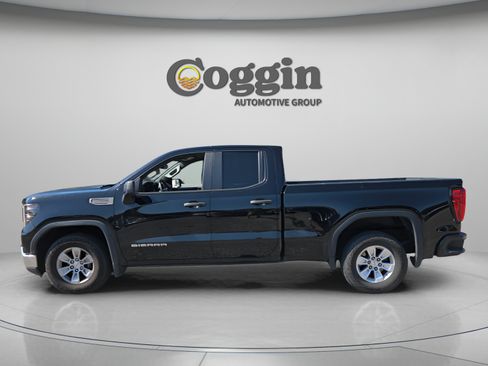 Used 2023 GMC Sierra 1500 Pro w/ Pro Value Package RWD image 2