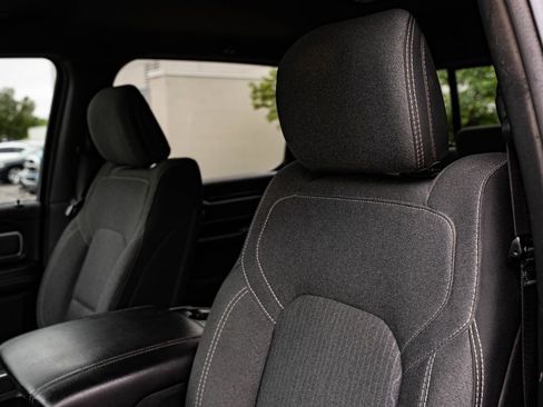 Used 2019 RAM 1500 Big Horn AWD/4WD image 22