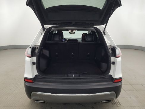 Used 2019 Jeep Cherokee Limited AWD/4WD image 29