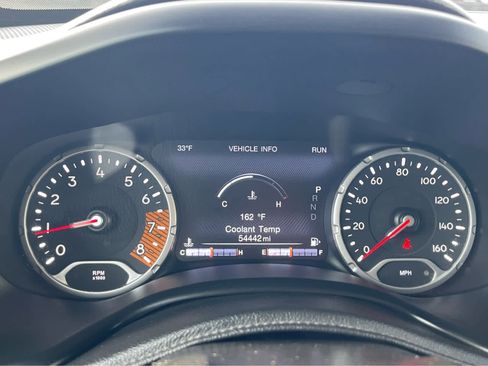 Used 2020 Jeep Renegade Trailhawk w/ Cold Weather Group image 16