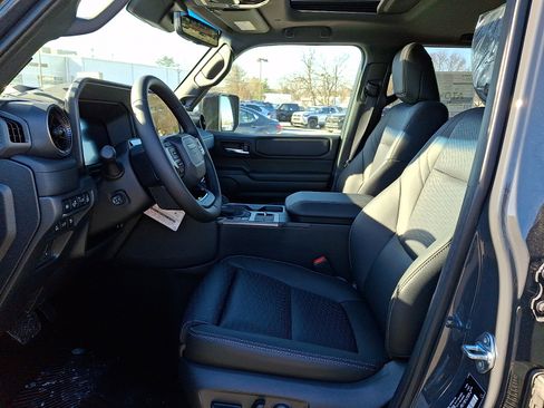 New 2026 Toyota Land Cruiser image 8