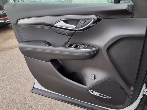 New 2026 Buick Envision Preferred image 17