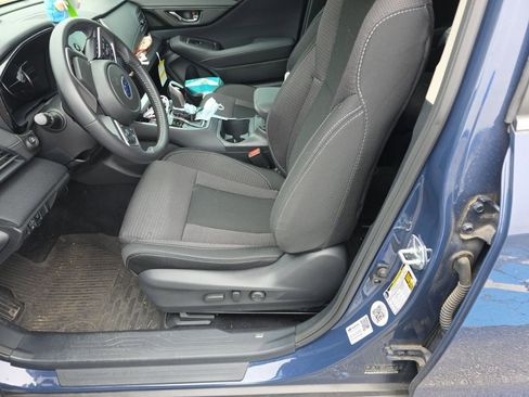 Used 2024 Subaru Outback Premium AWD/4WD image 3