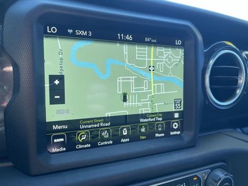 Used 2023 Jeep Wrangler Altitude image 15