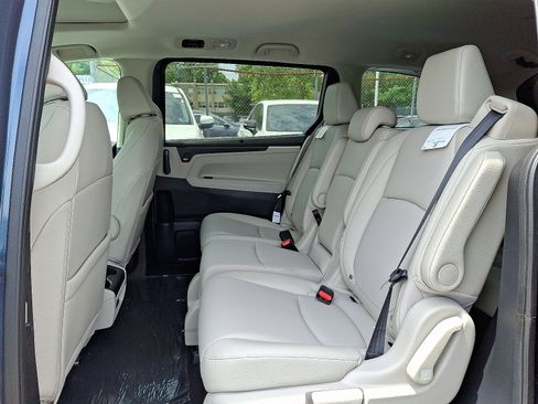 New 2026 Honda Odyssey EX-L image 7