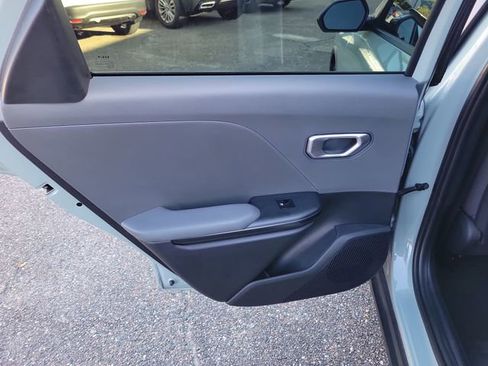 Used 2025 Kia K4 FWD image 28