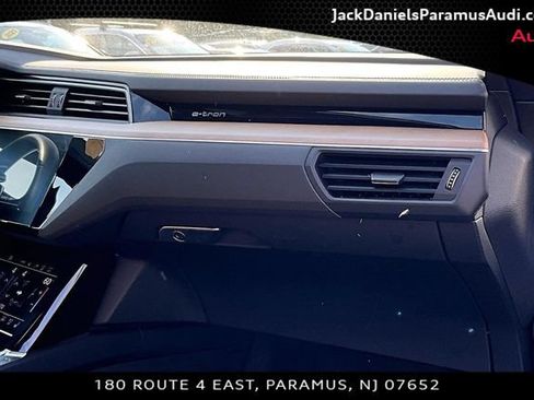 Used 2024 Audi Q8 e-tron Prestige w/ Prestige Package AWD/4WD image 14