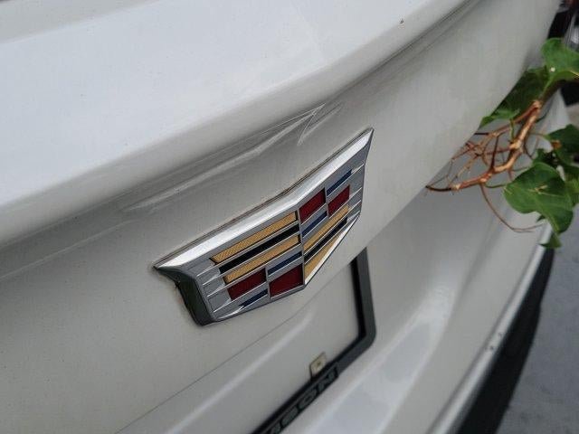 Certified 2023 Cadillac XT4 Premium Luxury w/ Driver Assist Package FWD image 5