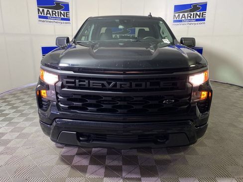 Used 2025 Chevrolet Silverado 1500 Custom w/ Turbomax Blackout Package AWD/4WD image 15