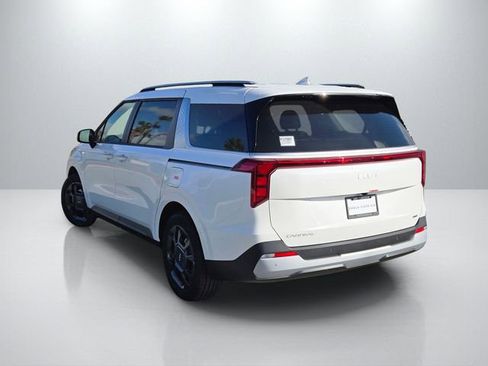New 2026 Kia Carnival EX image 8