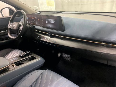 Certified 2024 Nissan Ariya AWD image 14