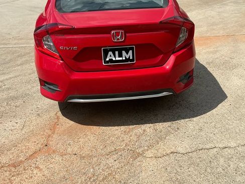 Used 2019 Honda Civic LX image 3