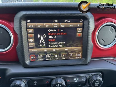 Used 2022 Jeep Wrangler Unlimited Rubicon w/ LED Lighting Group AWD/4WD image 80