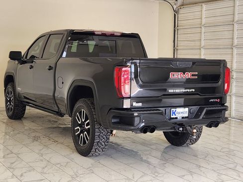 Used 2023 GMC Sierra 1500 AT4 w/ AT4 Premium Package AWD/4WD image 5