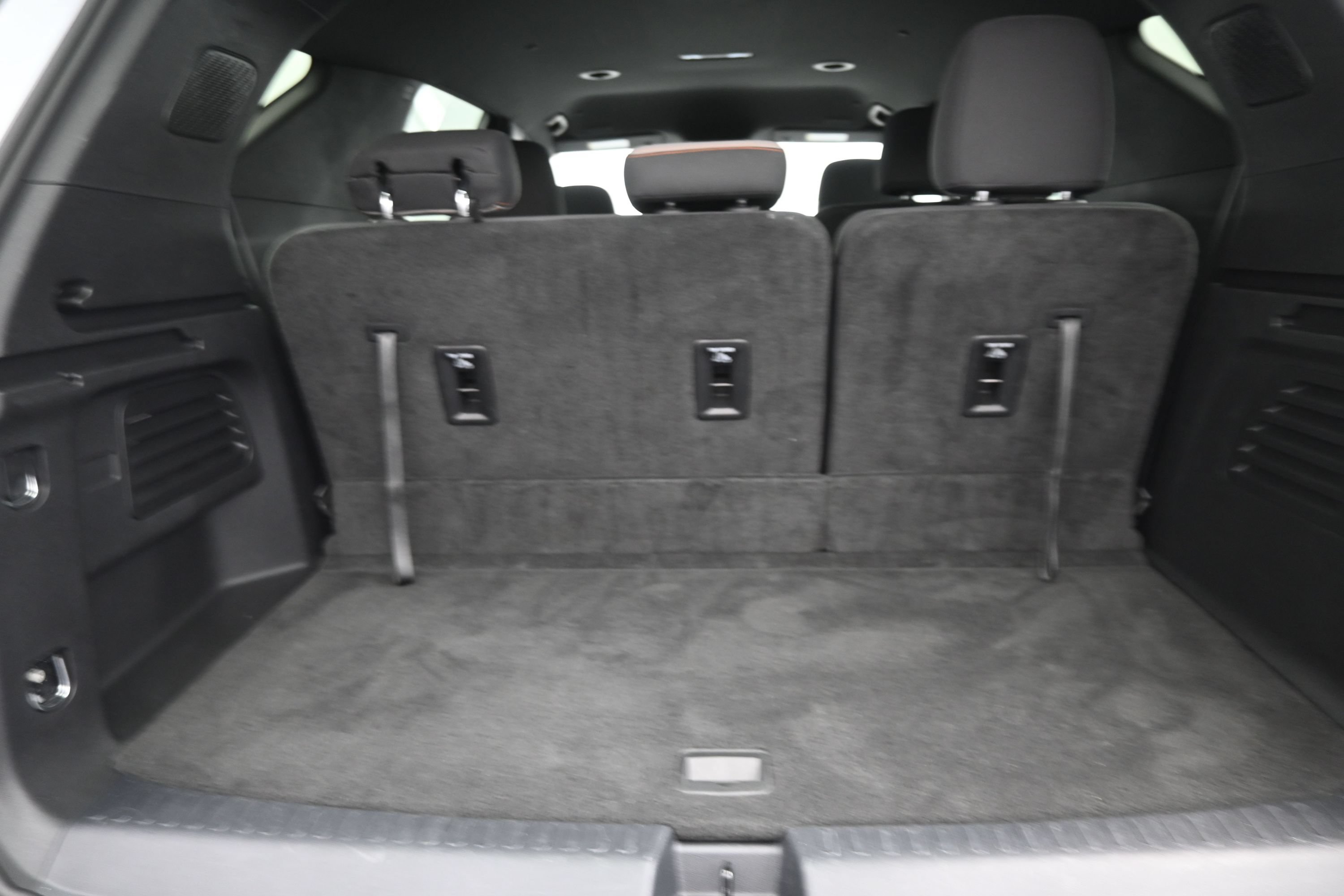 Certified 2026 Chevrolet Traverse LT w/ Driver Confidence Package FWD image 21