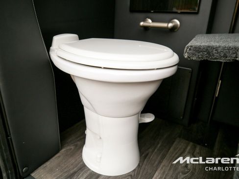 New 2024 Mercedes-Benz Sprinter 3500 image 42