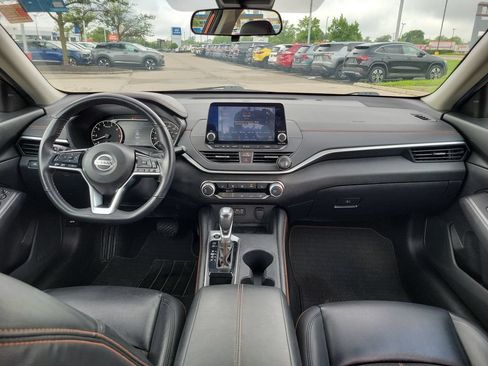 Used 2021 Nissan Altima 2.0 SR FWD image 9