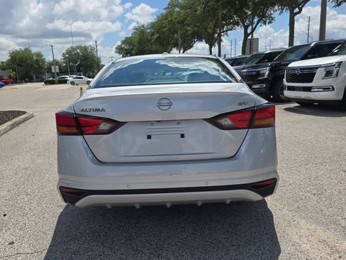 Certified 2024 Nissan Altima 2.5 SV FWD image 7