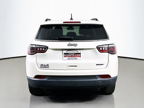 Used 2021 Jeep Compass Latitude w/ Sun and Sound Group AWD/4WD image 6