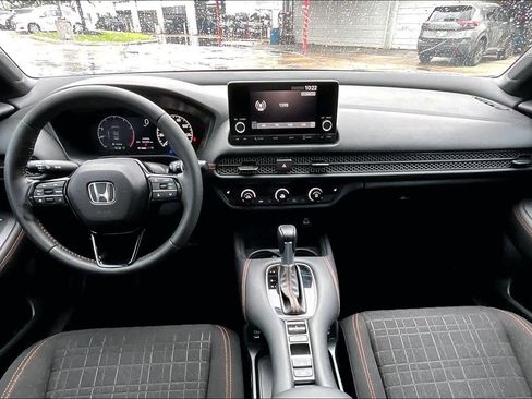 Used 2024 Honda HR-V Sport image 14