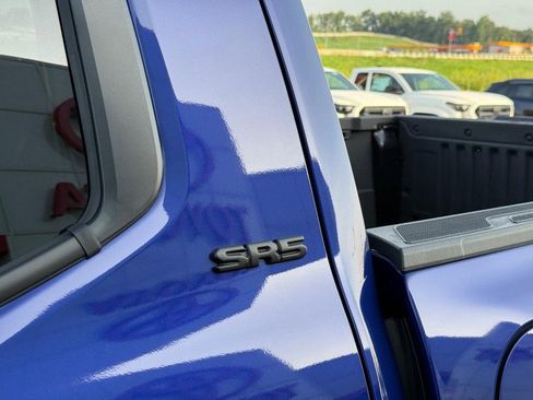 Used 2025 Toyota Tacoma SR5 image 8