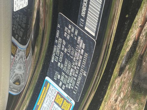 Used 2026 Kia Carnival FWD image 32